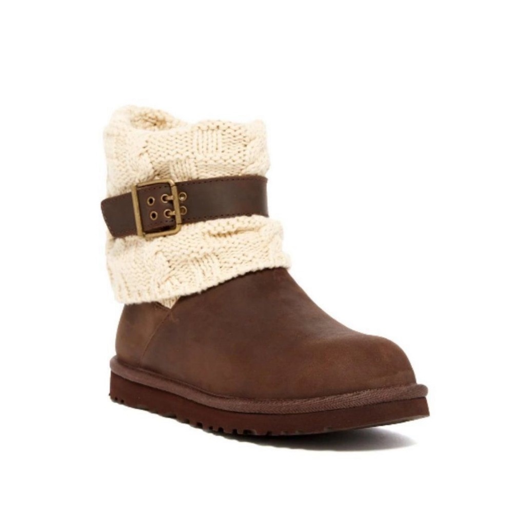 UGG Cassidy boots size US6 women’s. New in box.